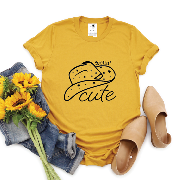Feelin' Cute tee